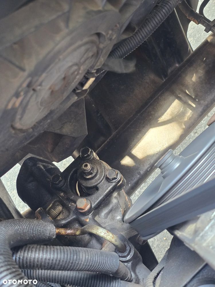 Chevrolet Silverado - 7