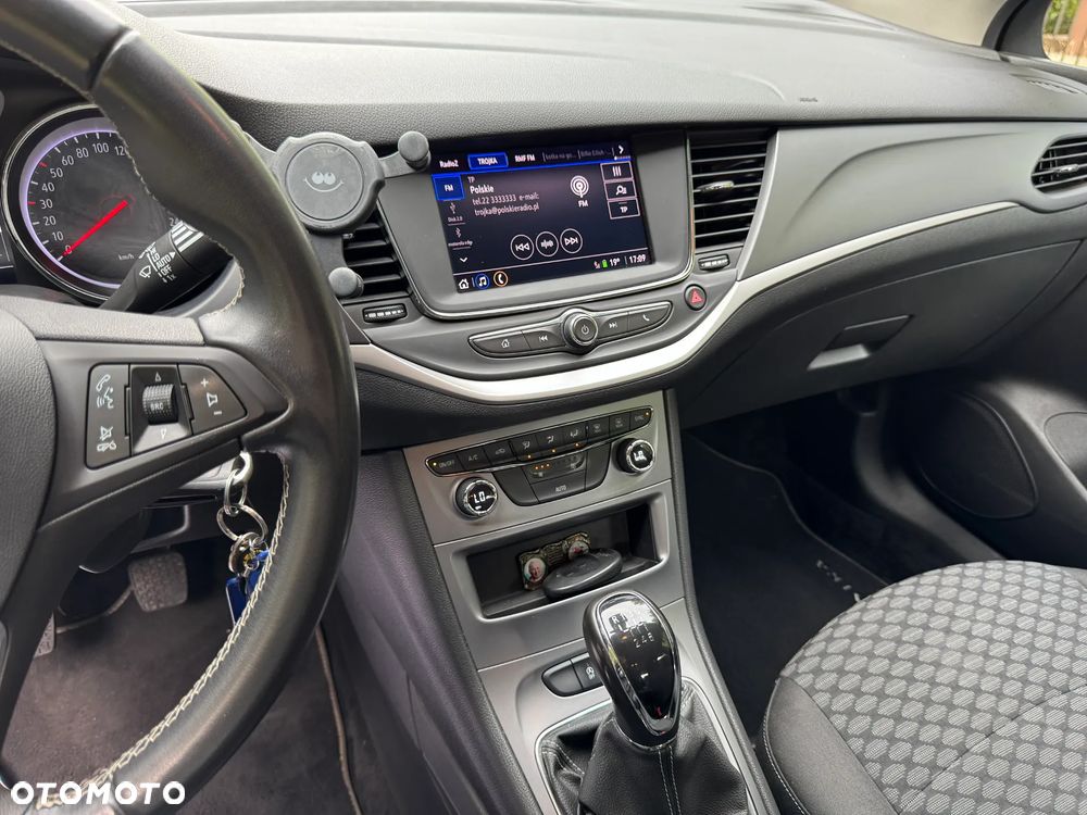 Opel Astra 1.2 T Edition S&S - 12