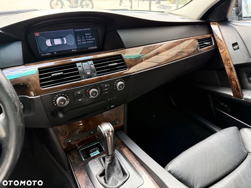 BMW Seria 5 - 24