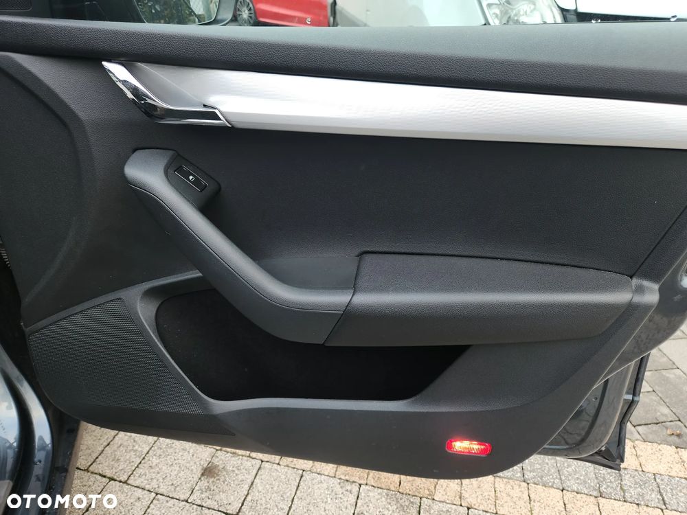 Skoda Octavia 2.0 TDI Green tec Elegance - 16