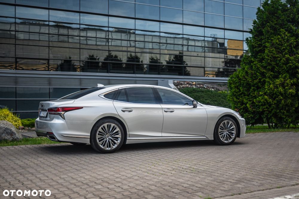 Lexus LS - 11