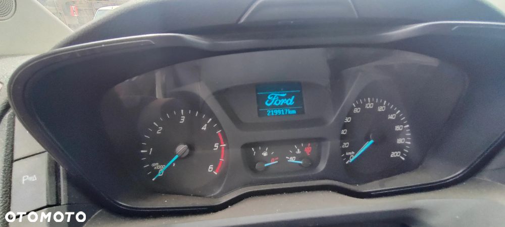 Ford Transit - 4