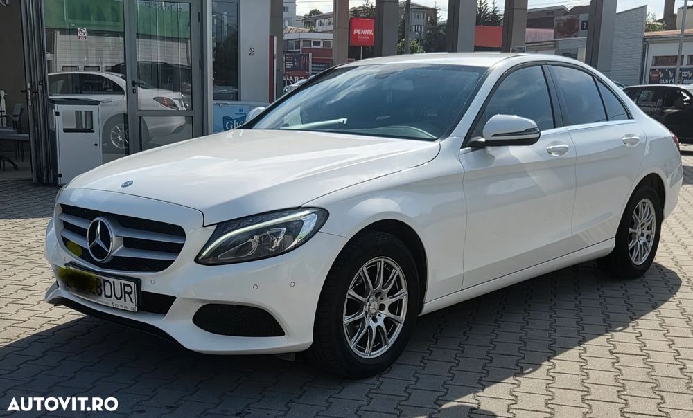 MERCEDES-BENZ C-Class