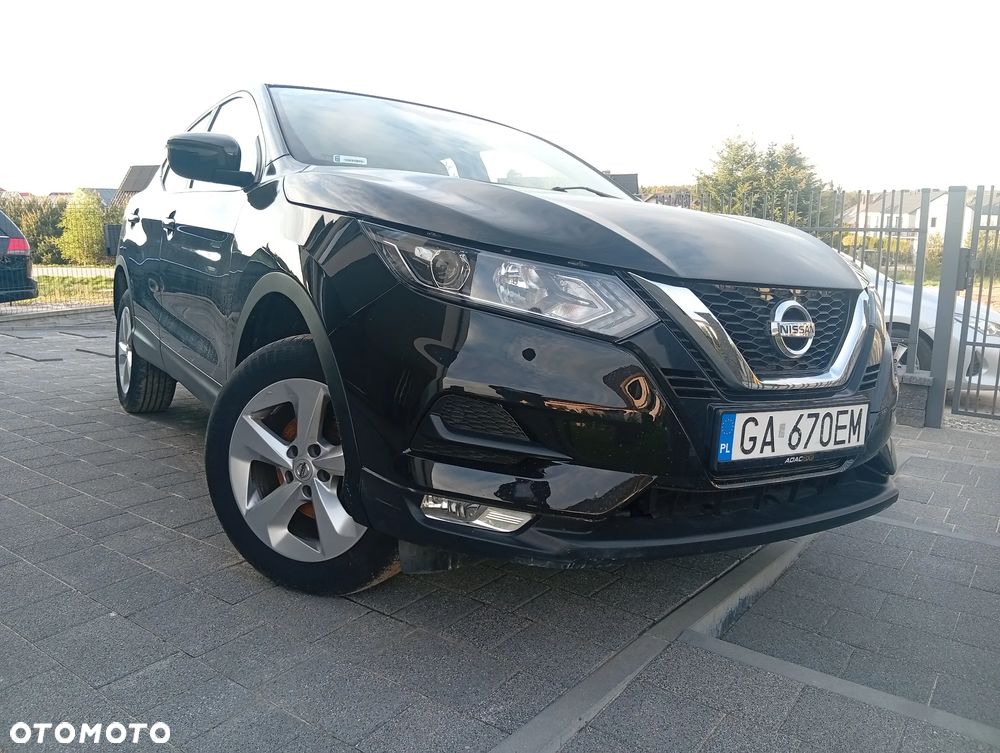 Nissan Qashqai 1.5 dCi N-Connecta - 1