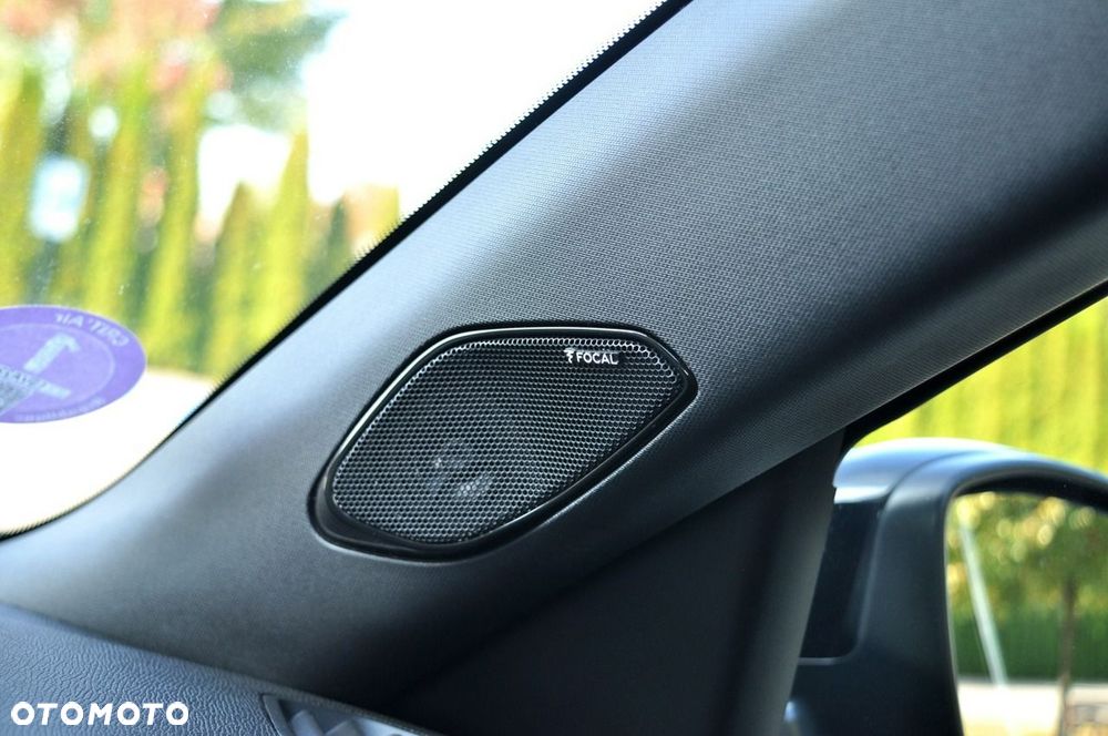 Peugeot 2008 PureTech 130 GT Pack - 32