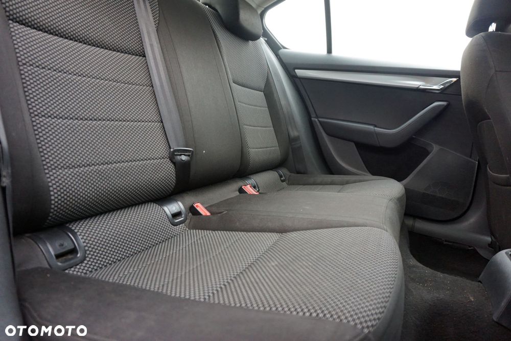 KANAPA TYLNA OCTAVIA III 5E3 LB LIFTBACK  SKODA 2012-2016 - 6