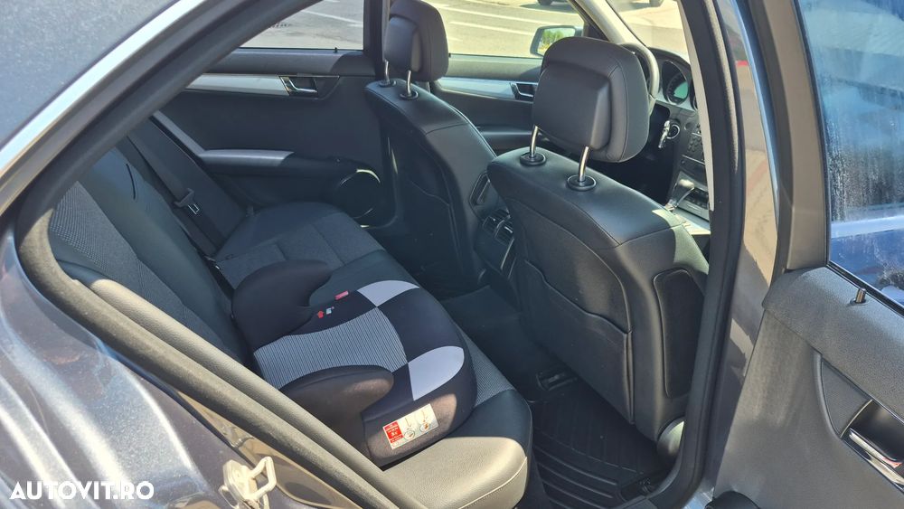 Mercedes-Benz C 200 CGI Automatik BlueEFFICIENCY Avantgarde - 20