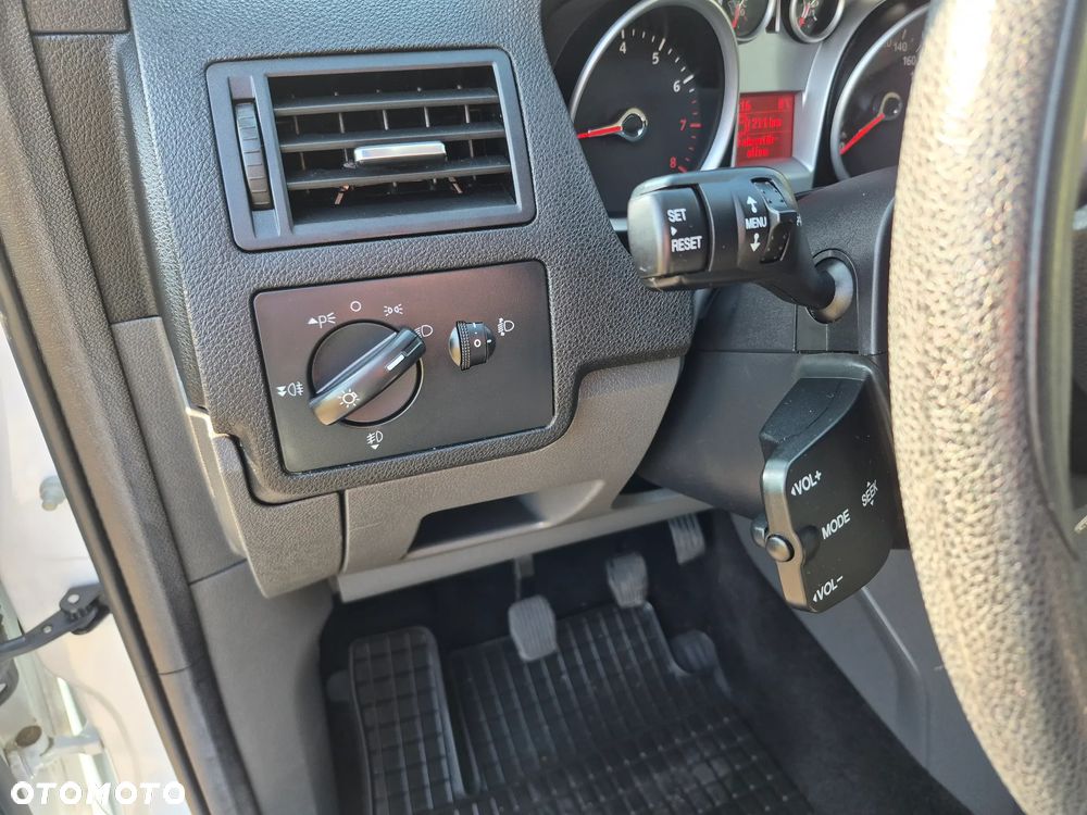 Ford C-MAX 1.8 Style+ - 24