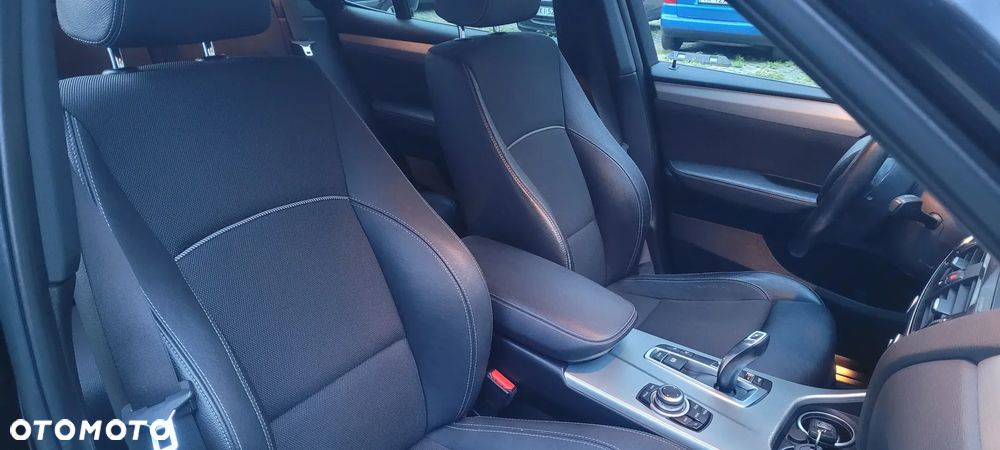 BMW X3 xDrive20d - 24