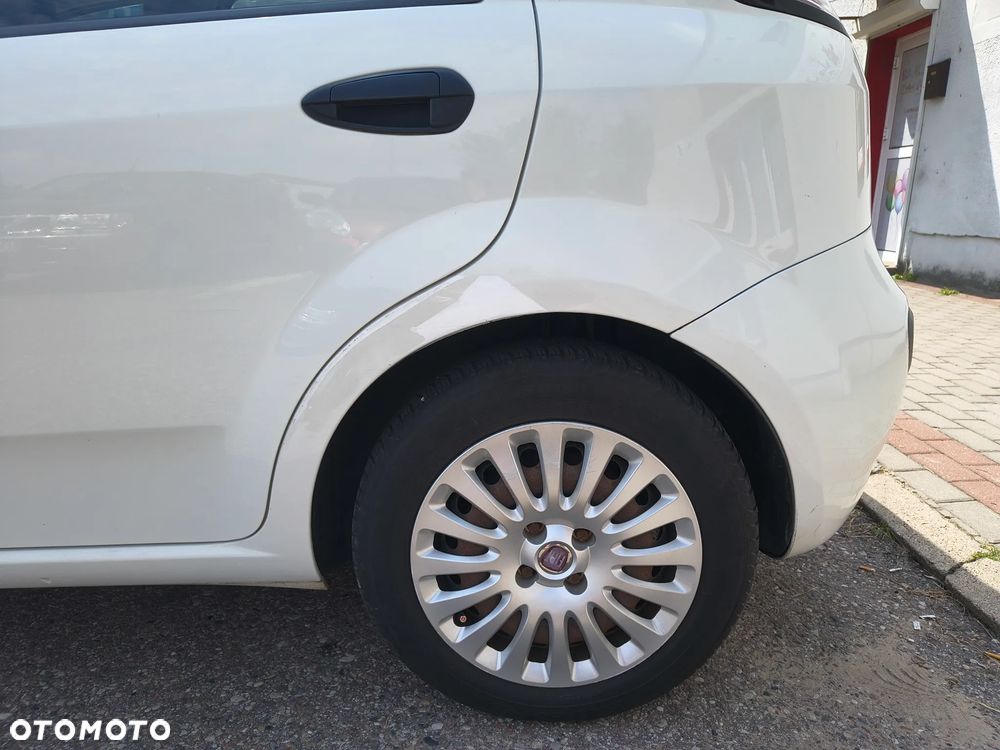 Fiat Punto Evo 1.4 8V Estiva Blue&Me - 9