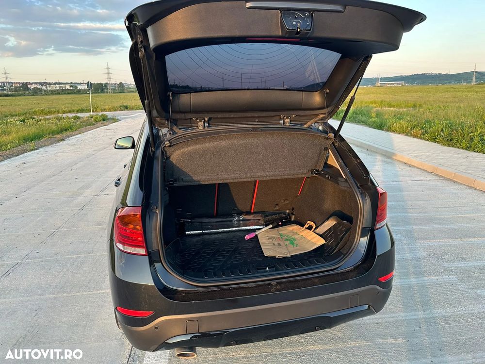 BMW X1 xDrive18d Aut. Sport Line - 6