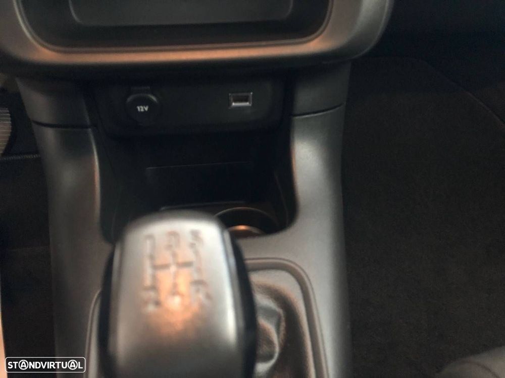 Citroën C3 1.2 PureTech Plus - 19