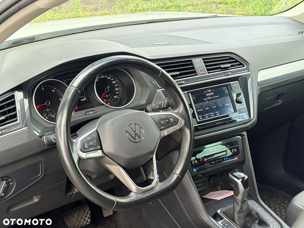 Volkswagen Tiguan 2.0 TDI SCR 4Mot Life DSG - 8