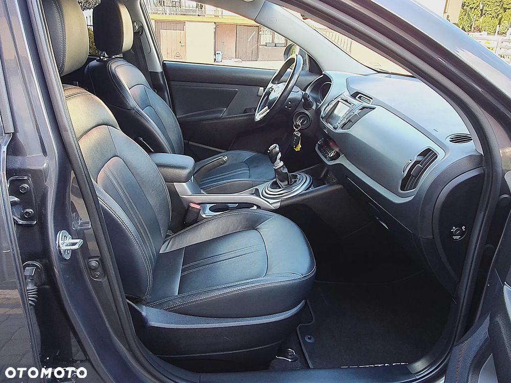 Kia Sportage 1.6 GDI 2WD DREAM-TEAM EDITION - 32