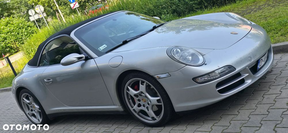 Porsche 911 Carrera 4S - 9