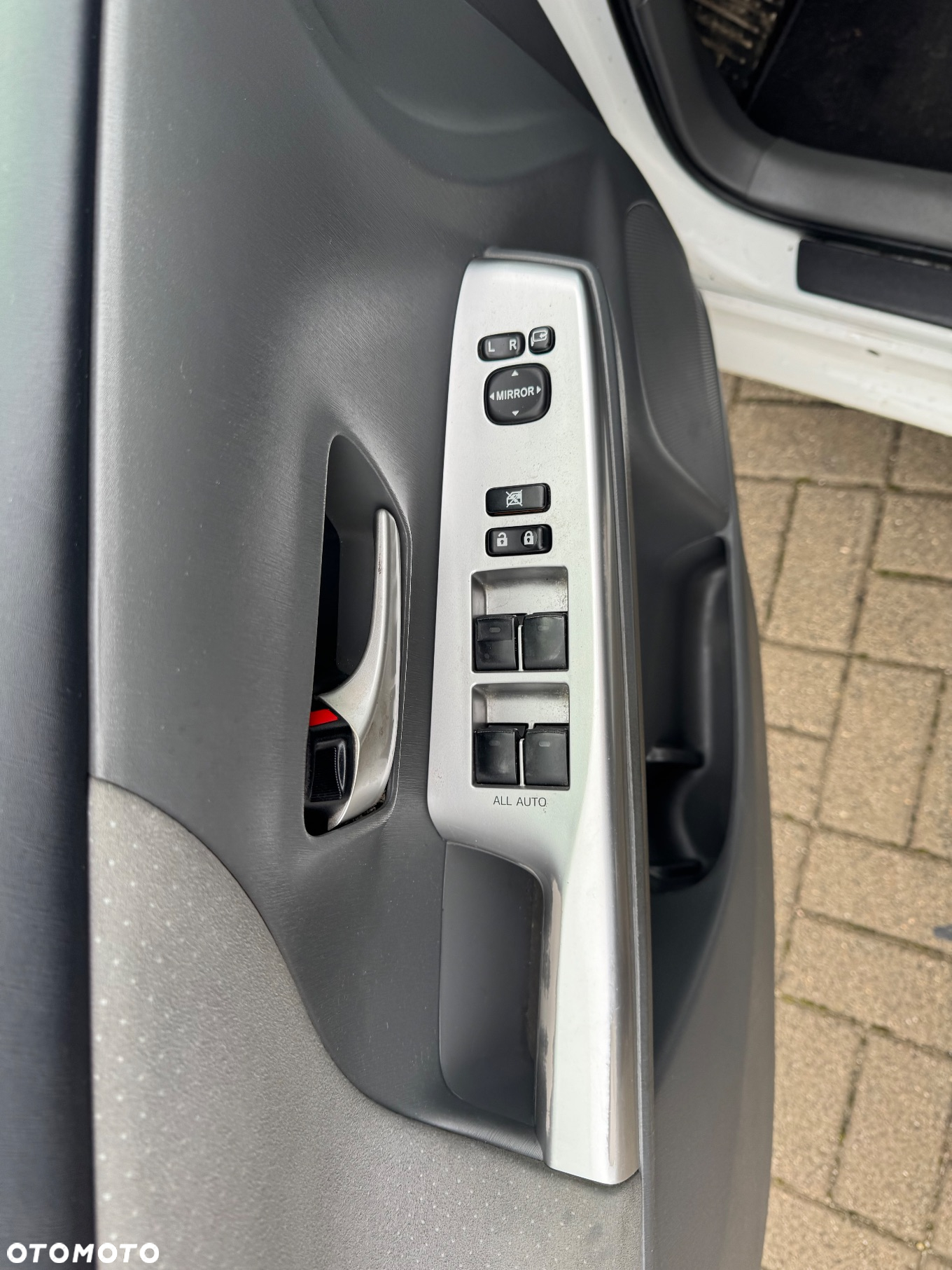 Toyota Prius+ 1.8 HSD Active - 15