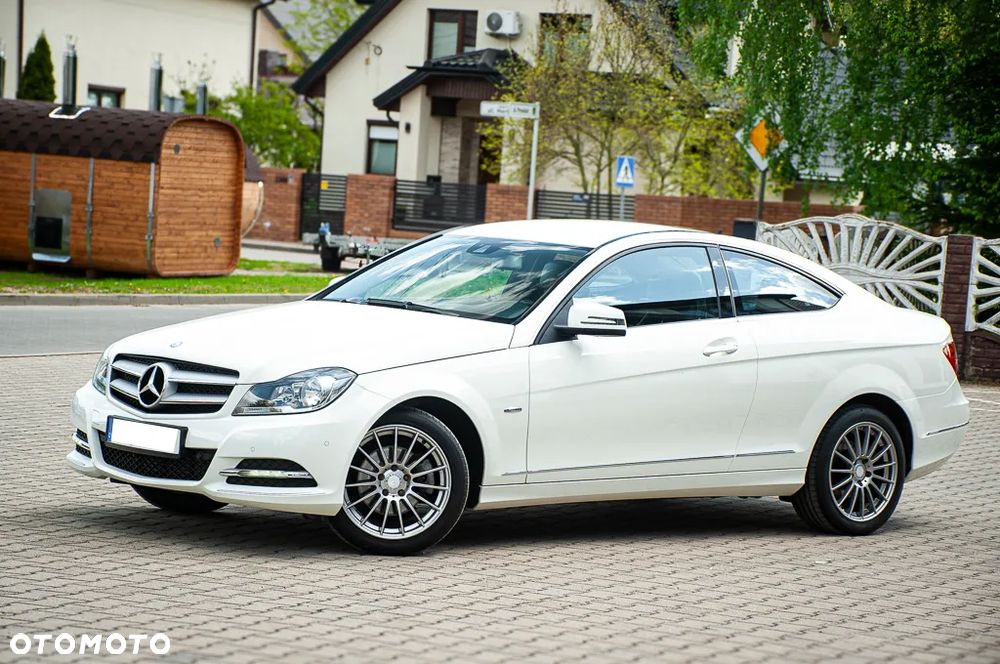 Mercedes-Benz Klasa C 180 BlueEFFICIENCY - 11