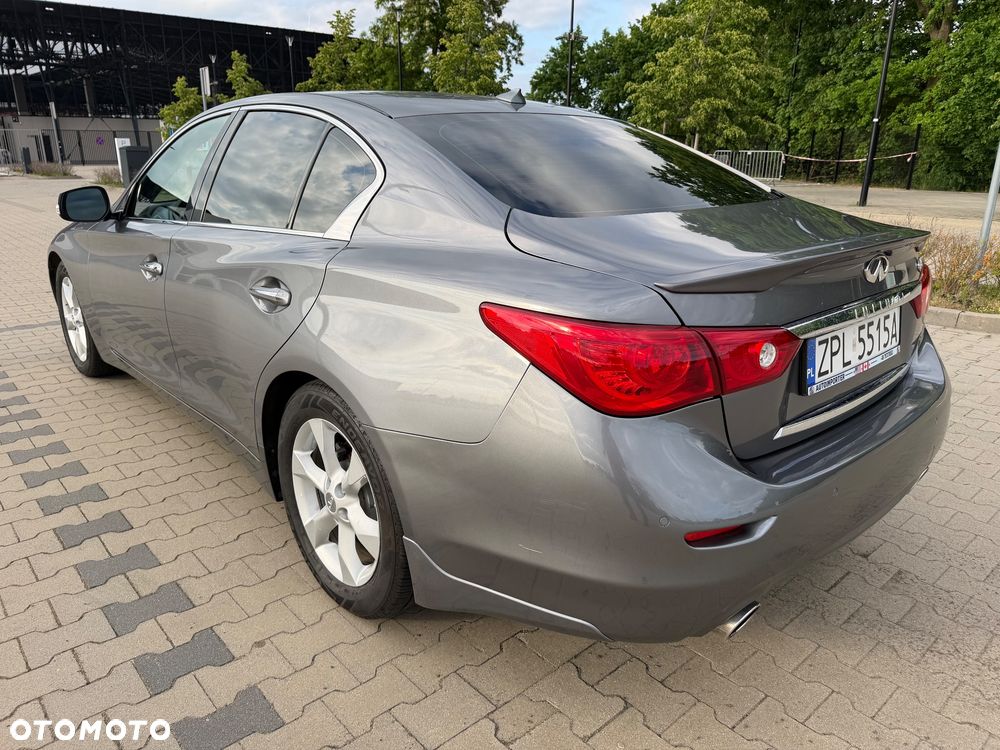 Infiniti Q50 - 13