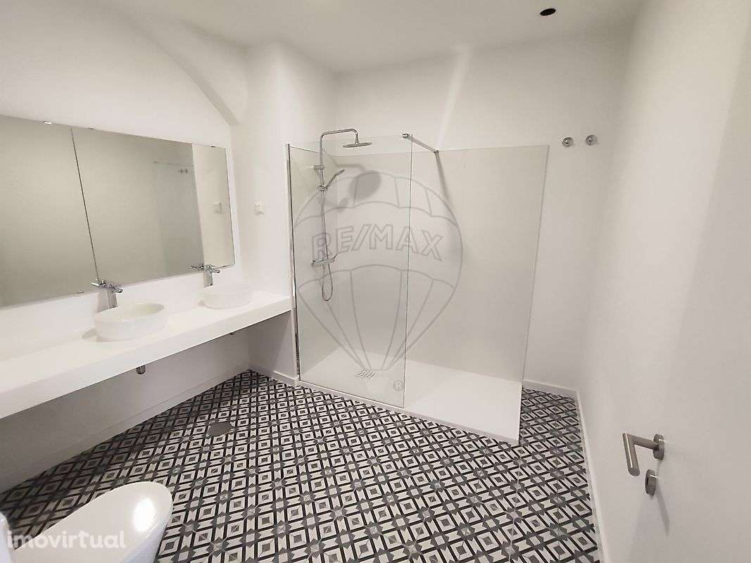 Moradia T4 para arrendamento - Grande imagem: 3/8