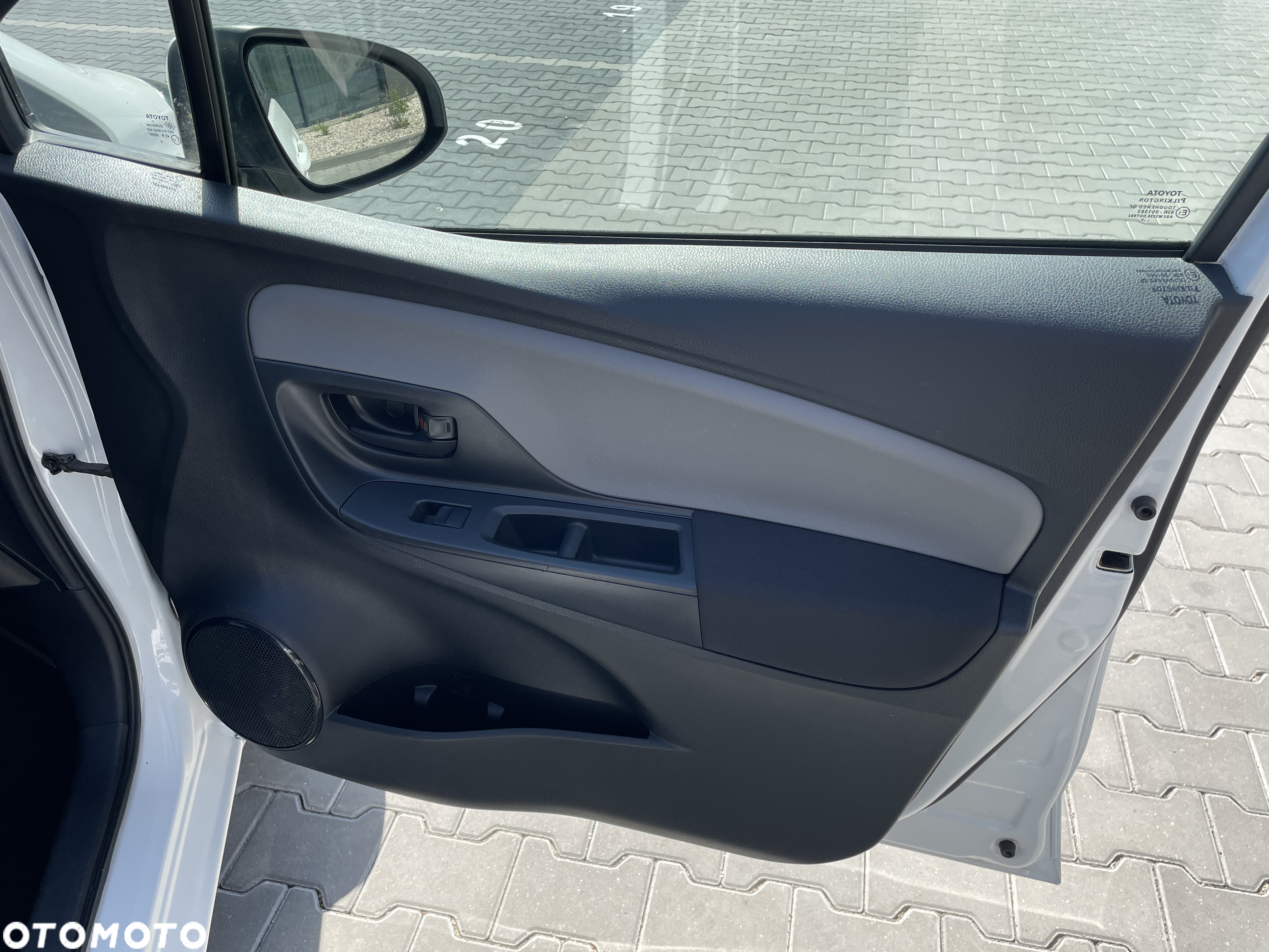 Toyota Yaris - 23