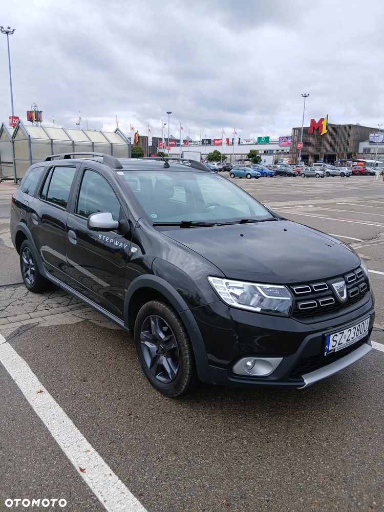 Dacia Logan TCe 90 S&S Stepway Celebration