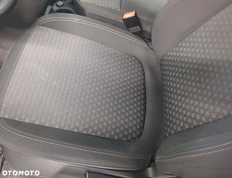 Ford Connect L2 Long Maxi 3 miejscowy 6cio biegowy Ładowność 690kg 2 Euro Palety  Homologacja cięż. VAT-1 - 28