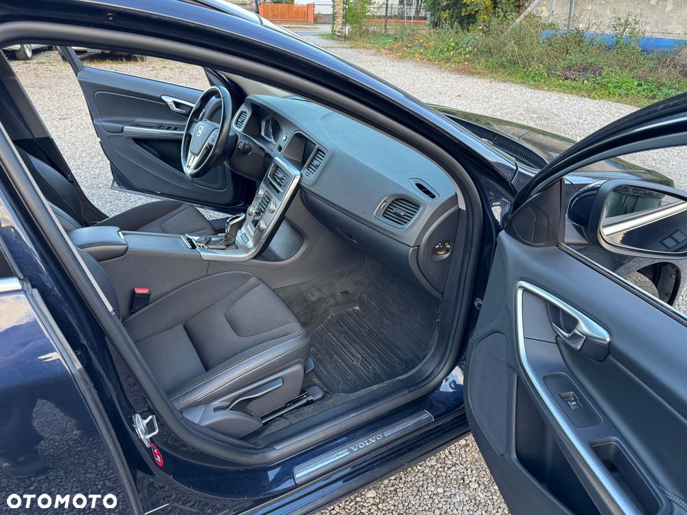 Volvo V60 - 14