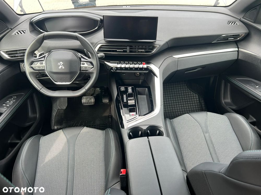 Peugeot 5008 - 17