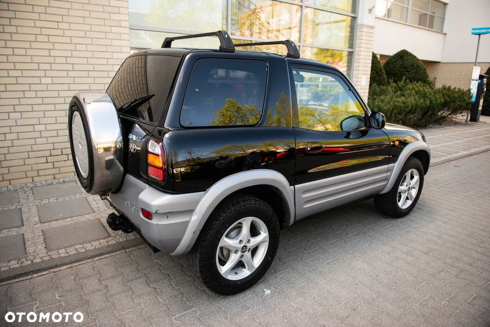 Toyota RAV4 - 13