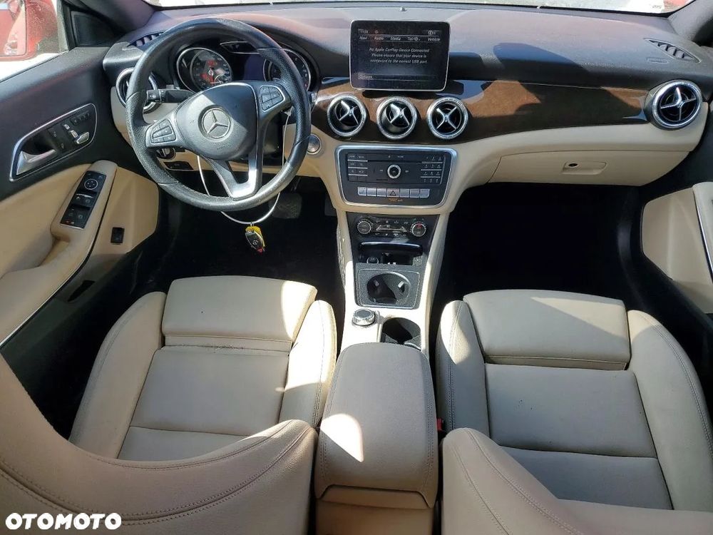 Mercedes-Benz CLA - 8