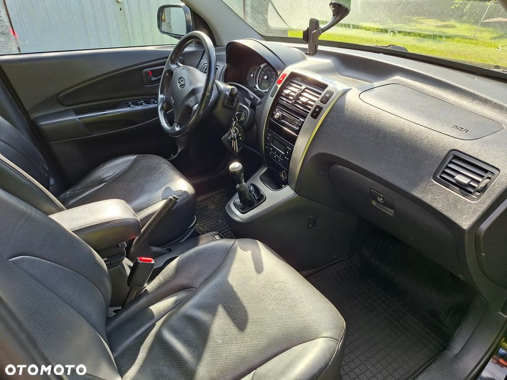 Hyundai Tucson - 8