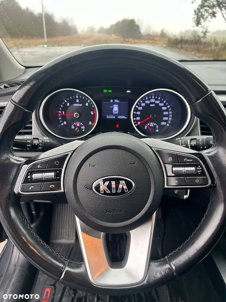 Kia Ceed 1.6 CRDi SCR L - 24