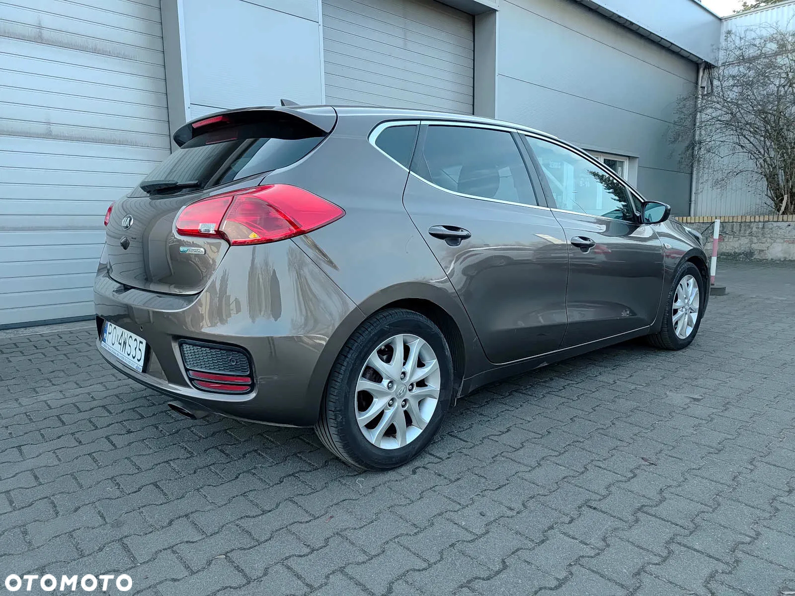 Kia Ceed - 4