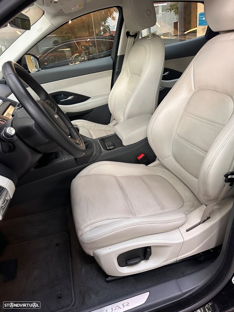 Jaguar E-Pace 2.0 i4D R-Dynamic S - 14