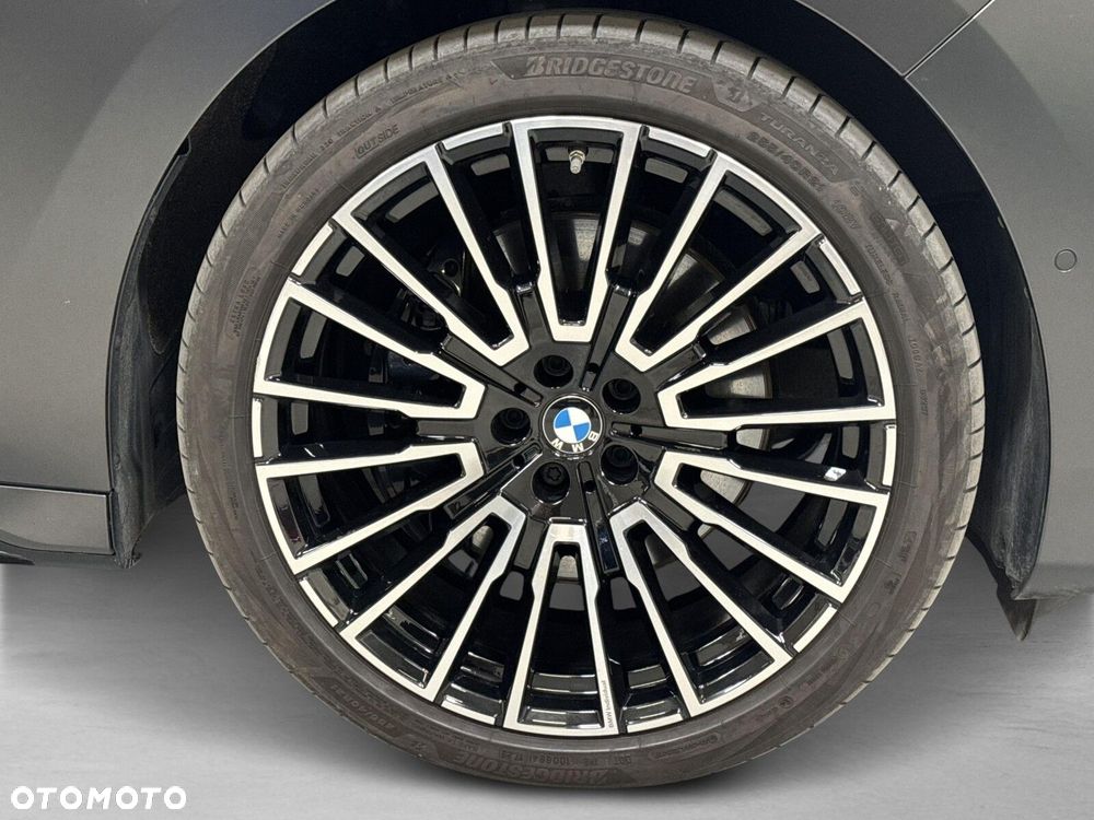 BMW Seria 7 - 10