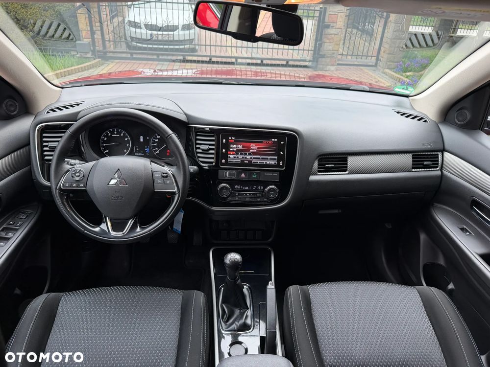 Mitsubishi Outlander 2.0 2WD Edition 100 - 14