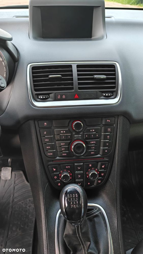 Opel Meriva - 12