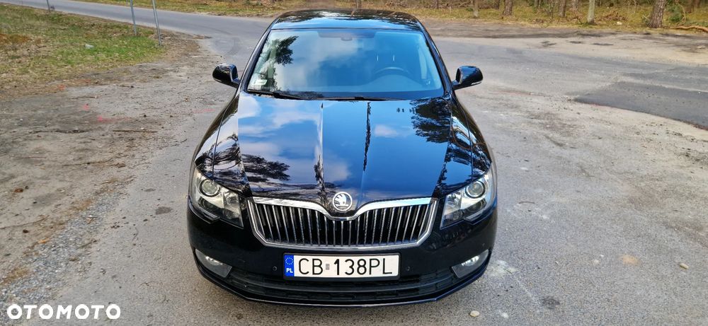 Skoda Superb 2.0 TDI Ambition - 2