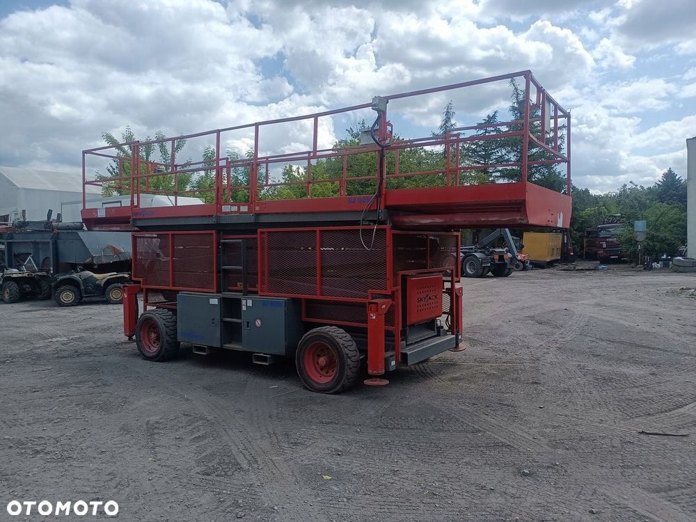 skayjack sj 9250 zwyzka terenowa 4x4 podnosnik nozycowy 17 m wys. platforma - 4