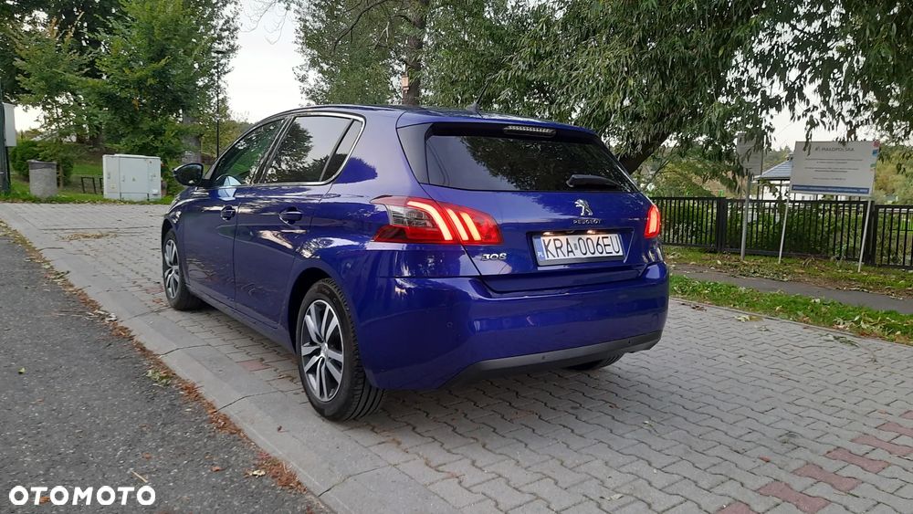 Peugeot 308 1.5 BlueHDi Active Pack Business S&S EAT8 - 7