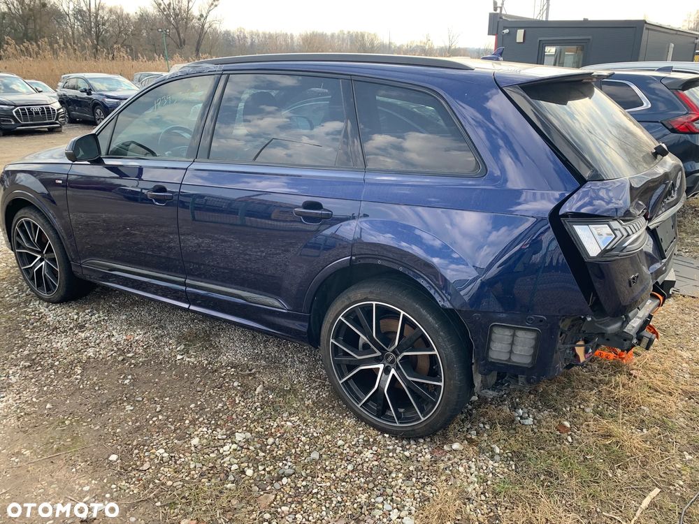 Audi Q7 55 TFSI quattro tiptronic S line - 4