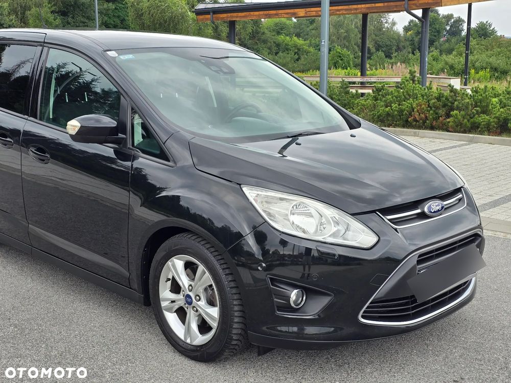 Ford Grand C-MAX - 24