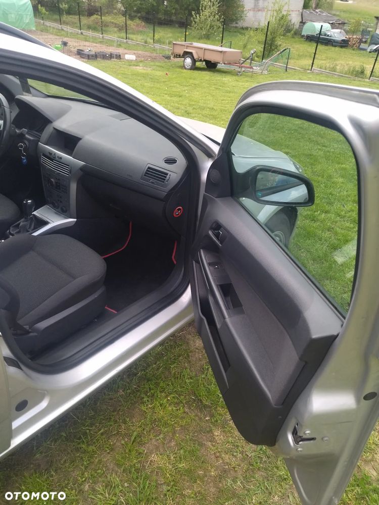 Opel Astra 1.7 CDTI - 11