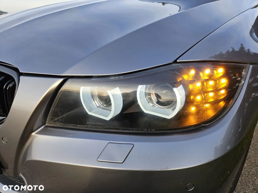 BMW Seria 3 318i - 10