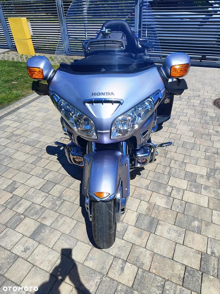 Honda GL - 16