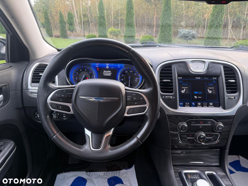 Chrysler 300 - 13