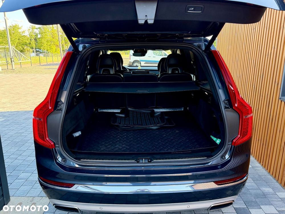 Volvo XC 90 - 16
