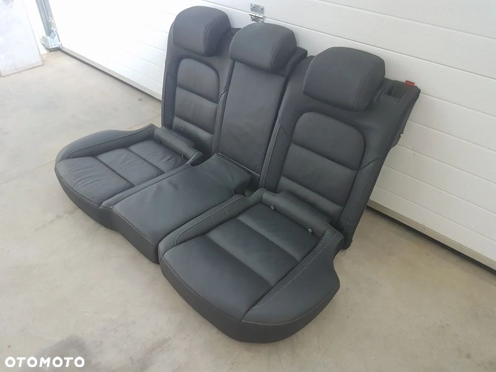 Kanapa tylna Skóra czarna Skoda SuperB II - 3