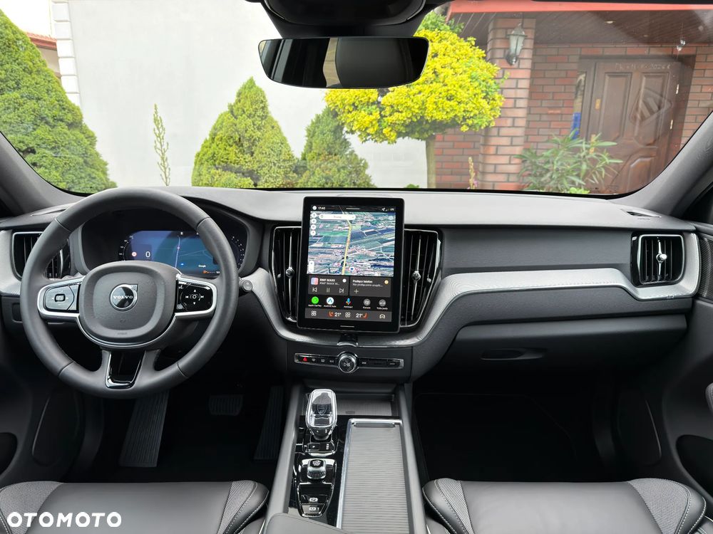 Volvo XC 60 B5 B AWD Geartronic RDesign - 8