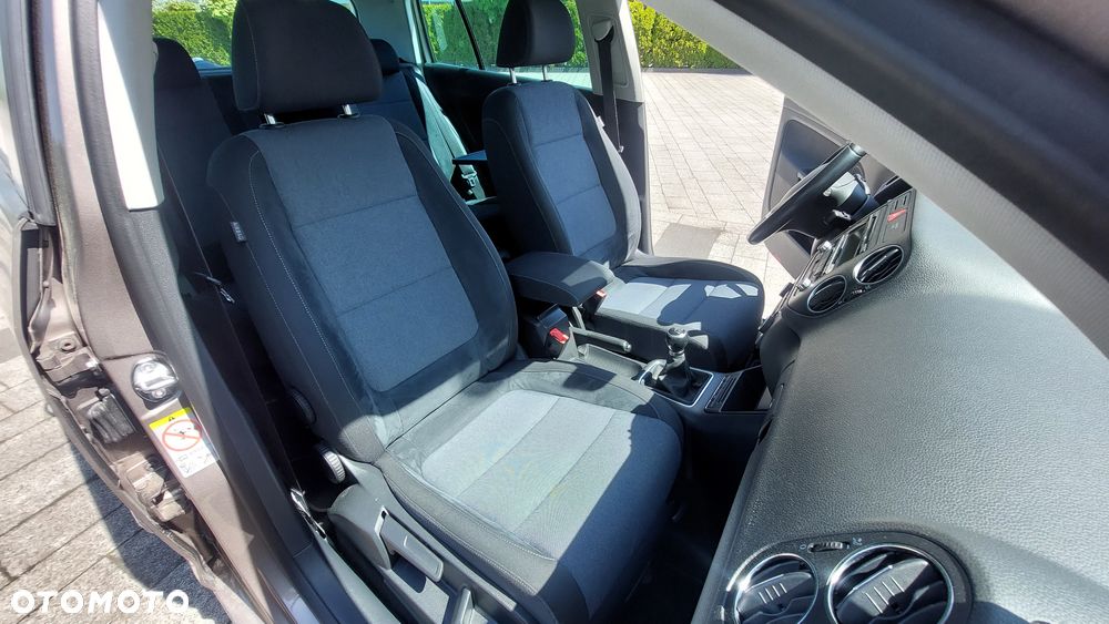 Volkswagen Golf Plus - 21